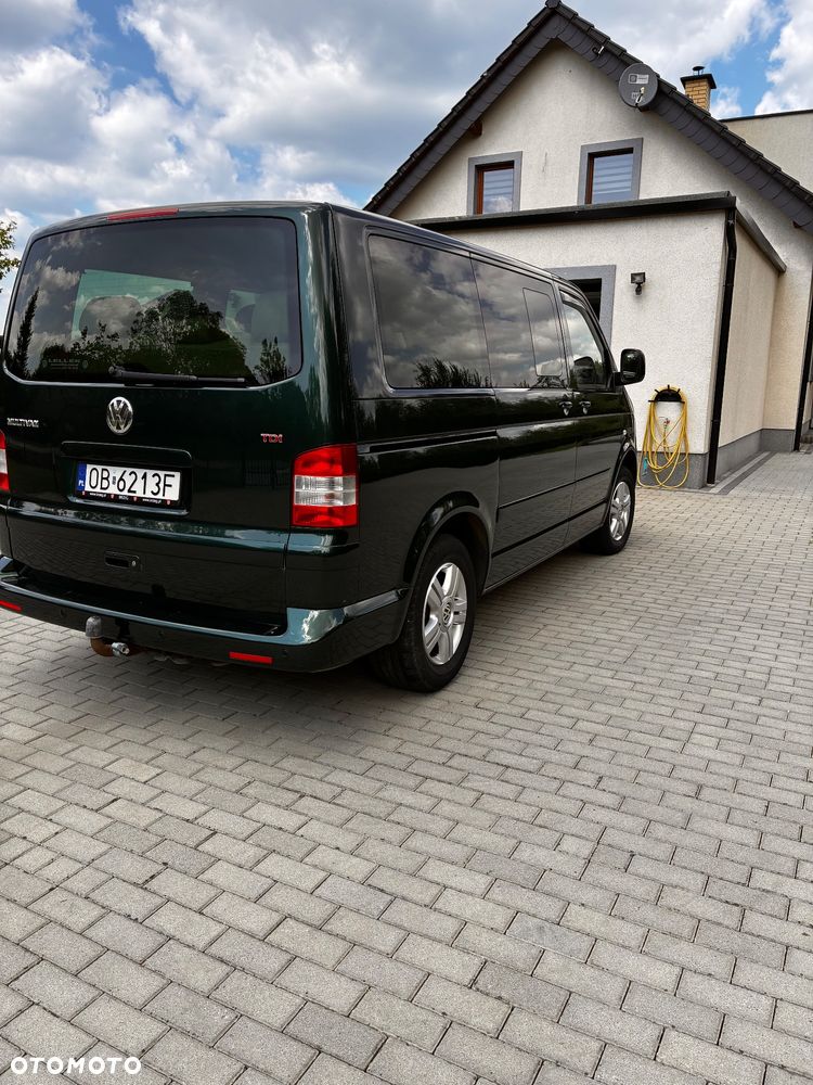 Volkswagen Multivan - 4
