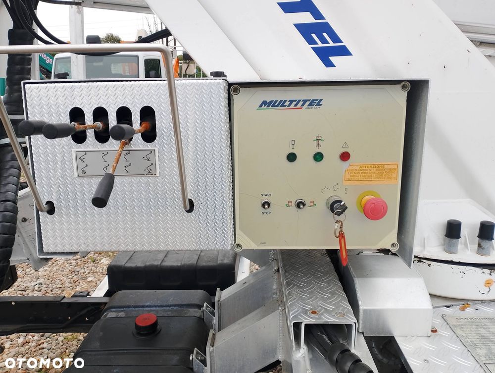 Nissan Podnośnik Koszowy Zwyżka Multitel HX200 20 Metrów kosz 225 kg Hydrauliczne Sterowanie! Jak Wumag Ruthmann Gsr - 8