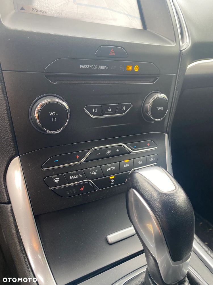 Ford S-Max 2.0 TDCi Titanium PowerShift - 21