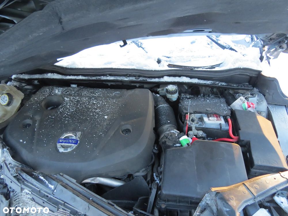 VOLVO V40 II 2.0 D4 D4204T14 LAKIER 714-16 NA CZĘŚCI - 9