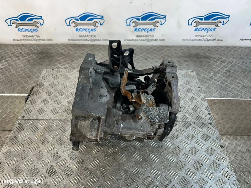 .Caixa Velocidades JCX Seat VW Volkswagen 1.9 TDi BXE BKC - 4