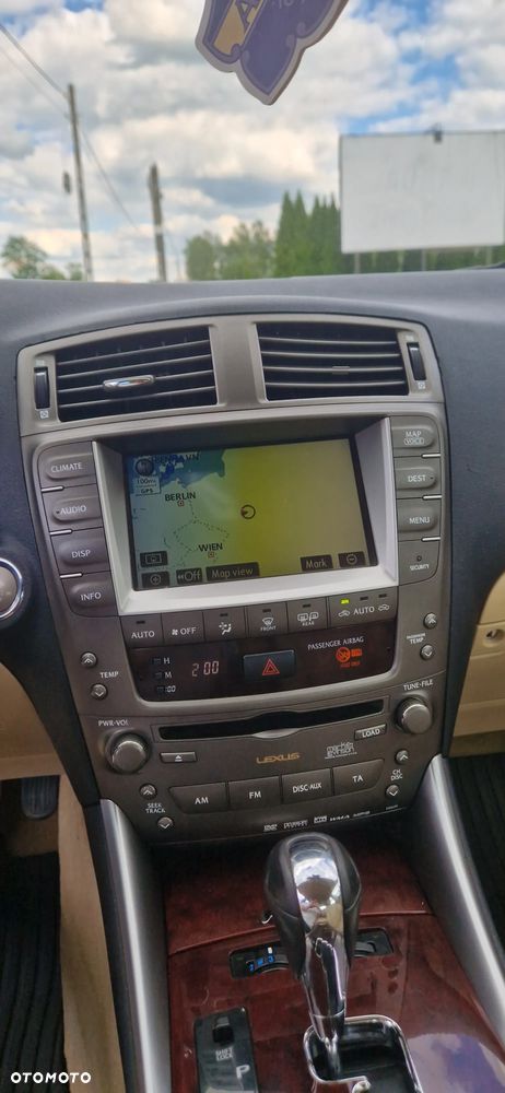 Lexus IS 250 Luxury Line - 16