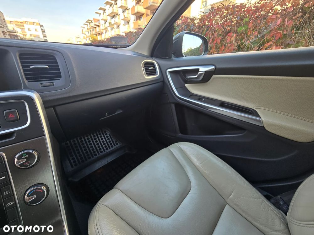 Volvo S60 - 28