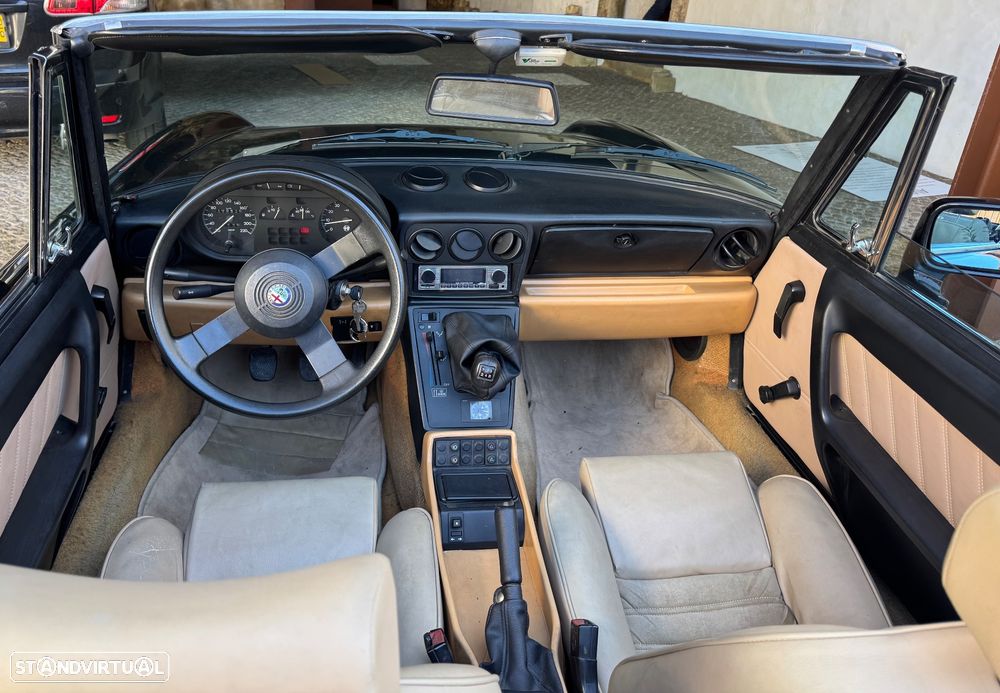 Alfa Romeo Spider 1.6 - 8