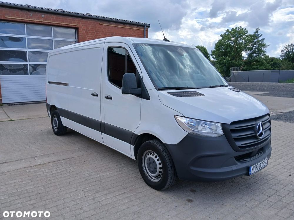Mercedes-Benz Sprinter - 6