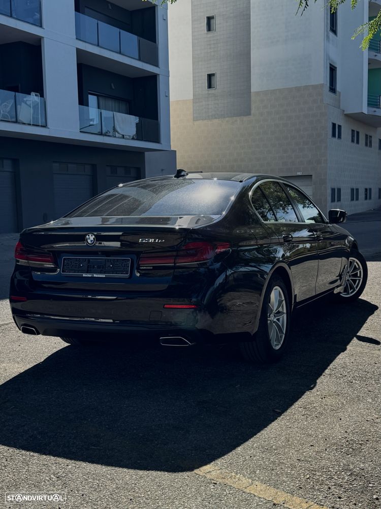 BMW 530 e Aut. Luxury Line - 4