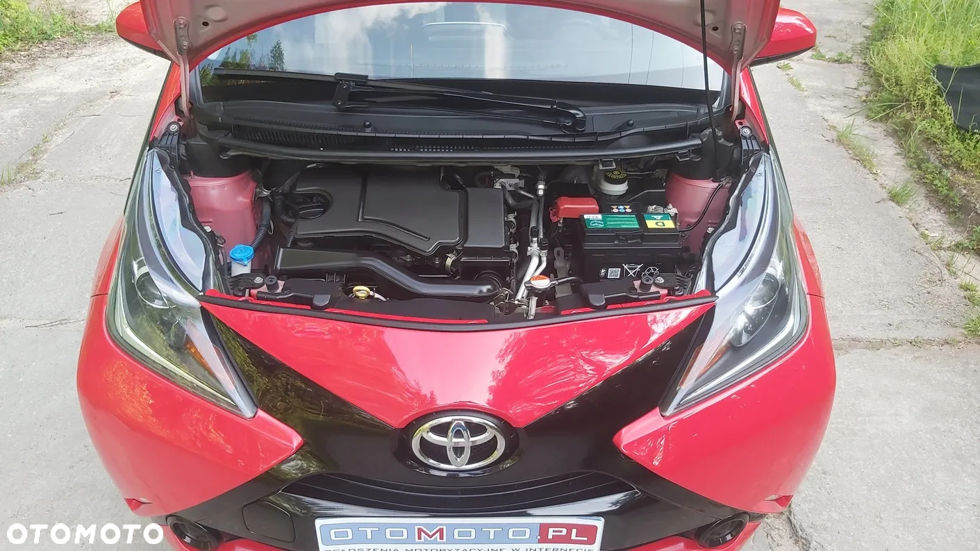 Toyota Aygo x-play - 38
