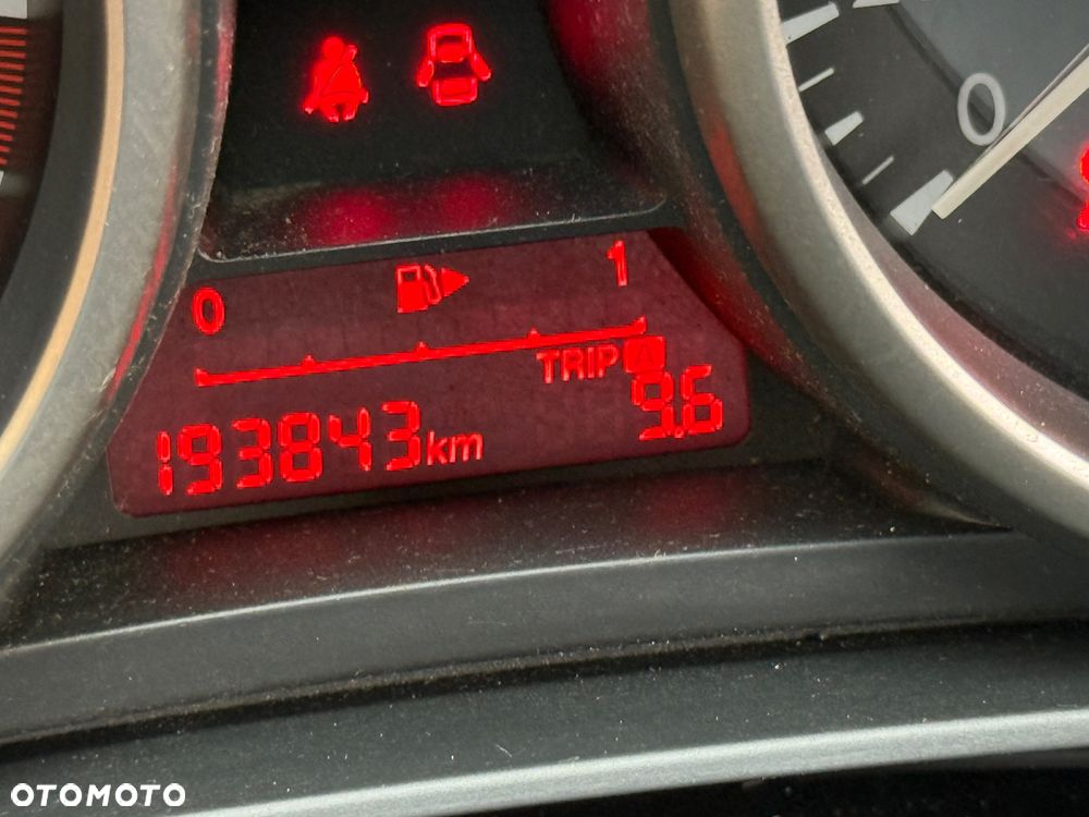 Mazda 5 2.0 MZR-DISI i-stop Business-Line - 8