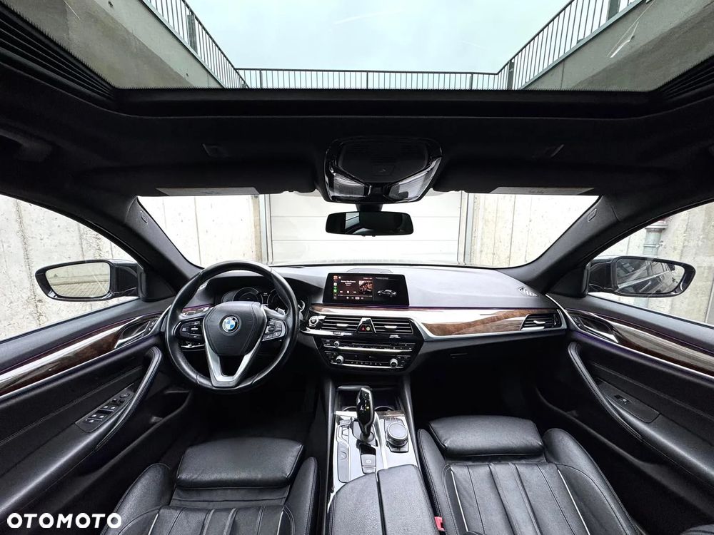 BMW Seria 5 530e - 9