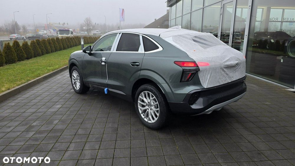 Audi Q3 Sportback - 5