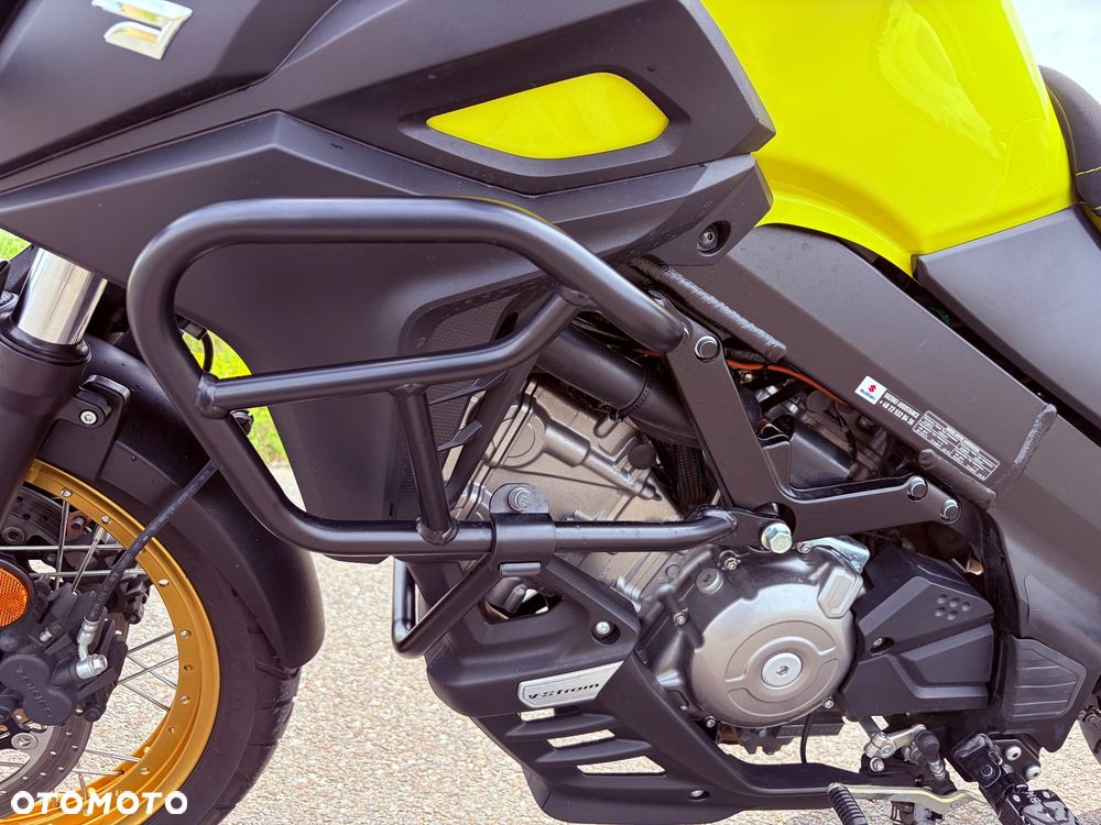 Suzuki V-STROM - 9