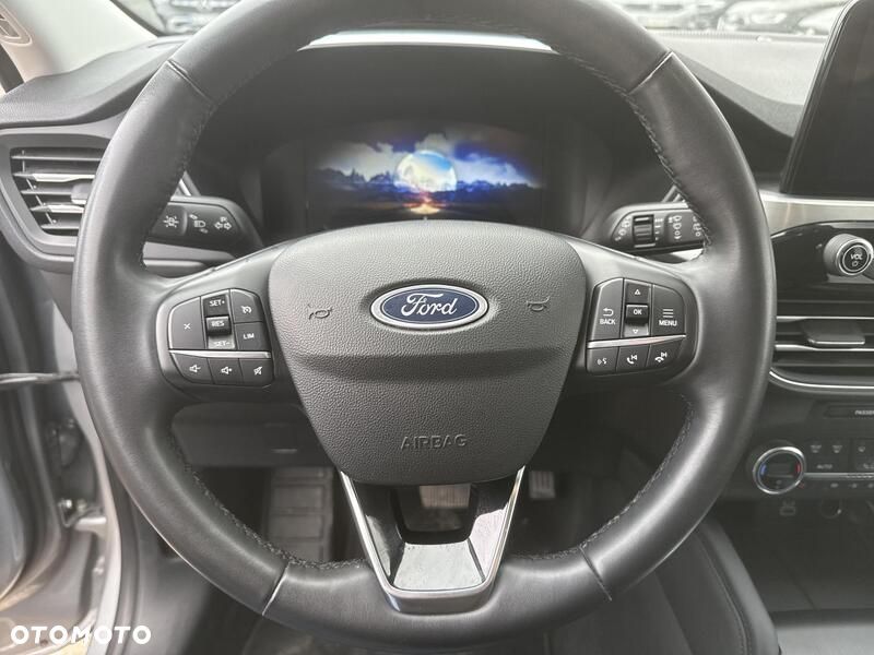 Ford Kuga - 14
