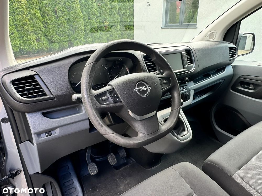 Opel Vivaro Kombi Extra Long 2,7t Enjoy - 24