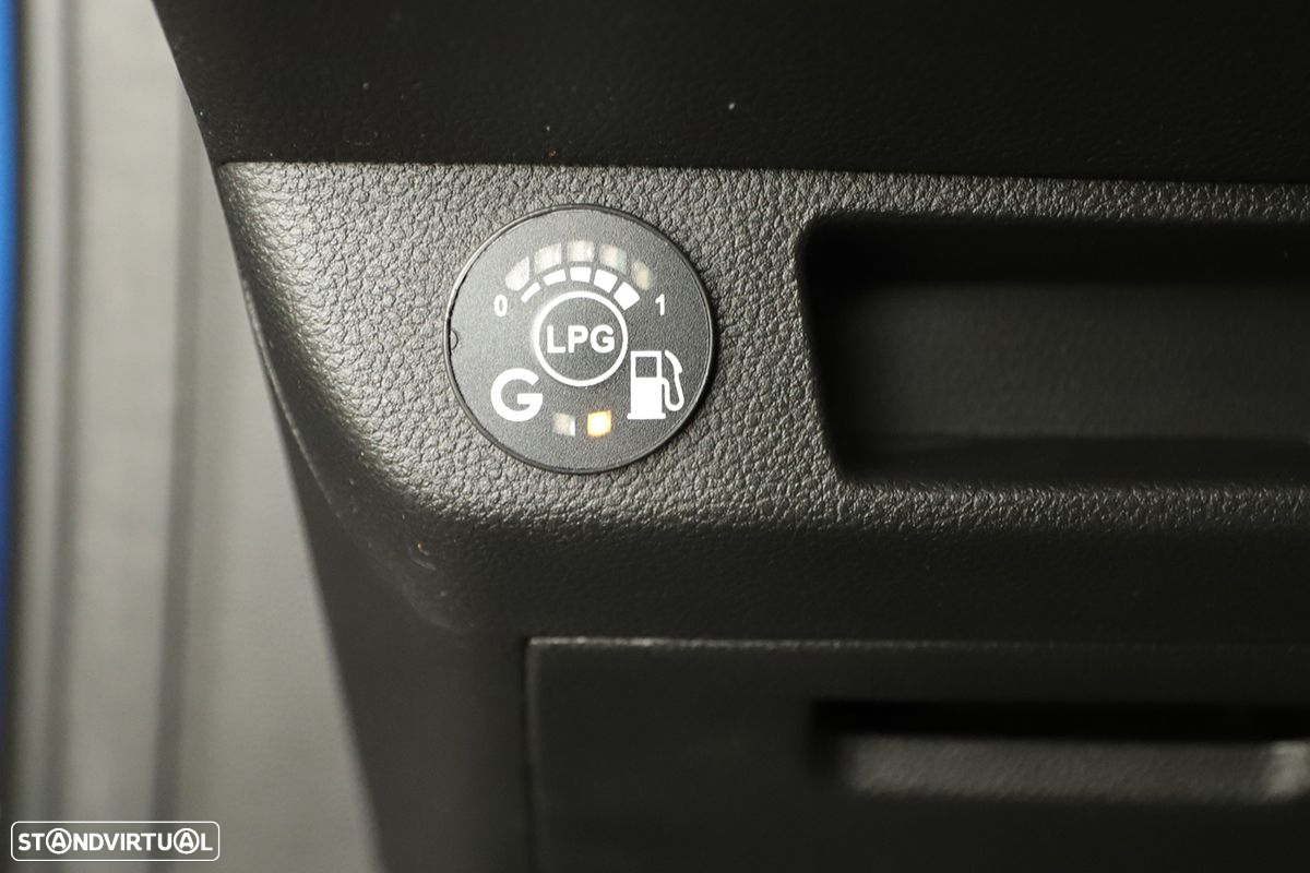 Renault Clio - 21