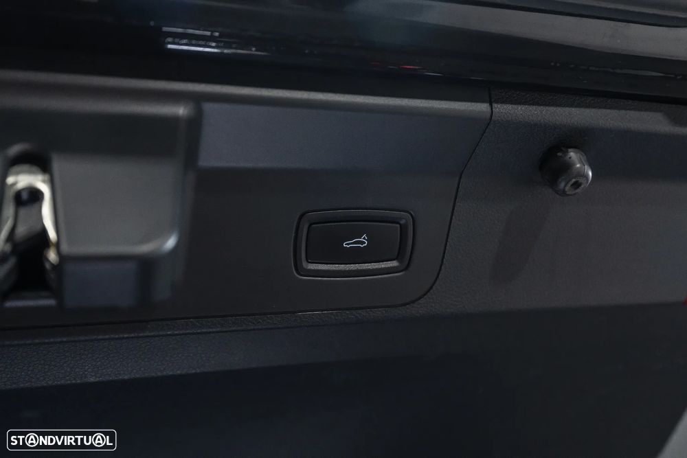 Porsche Panamera 4 E-Hybrid Platinum Edition - 59