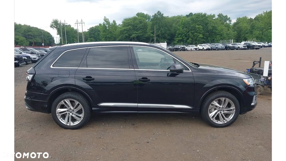 Audi Q7 - 7