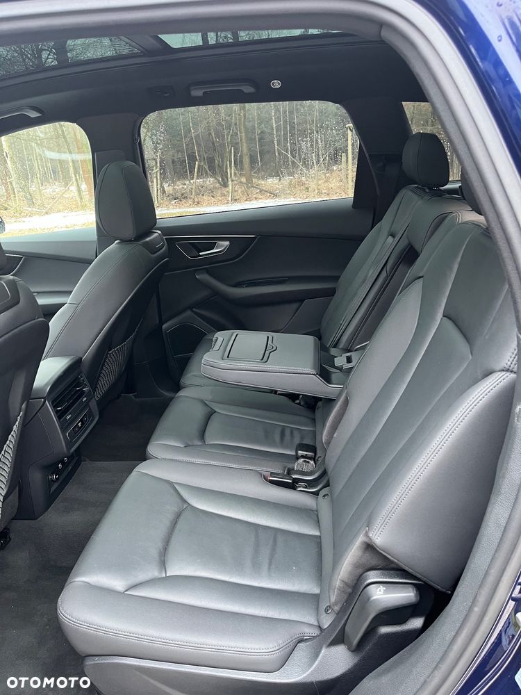 Audi Q7 55 TFSI quattro tiptronic - 11