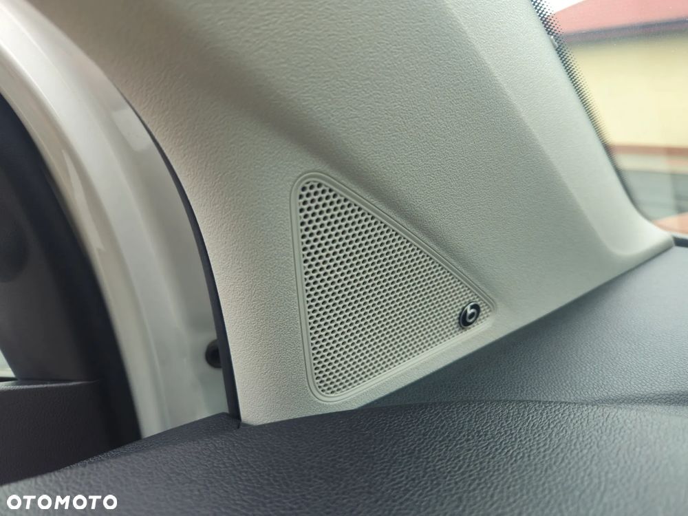 Volkswagen up! beats - 11
