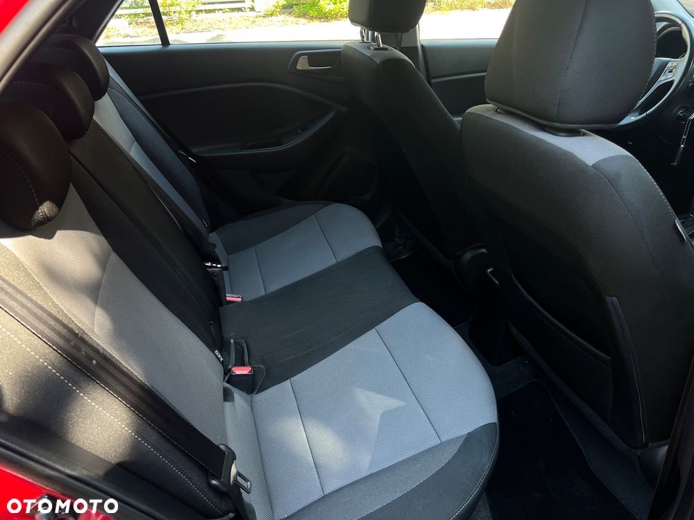 Hyundai i20 1.4 - 27