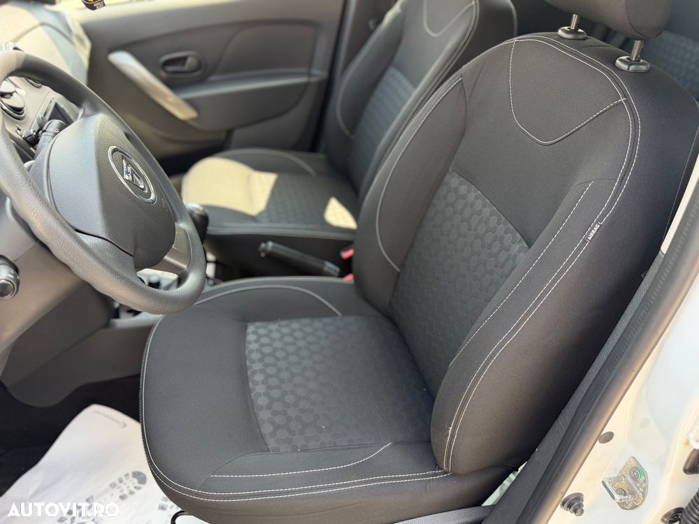 Dacia Logan 0.9 90CP Ambiance - 33