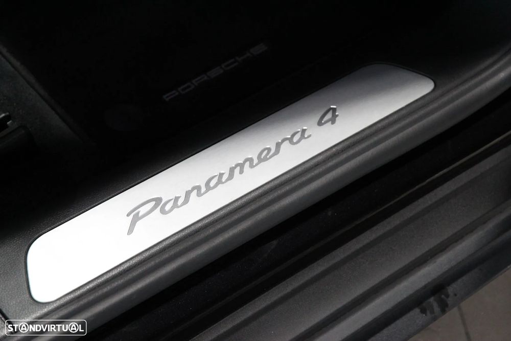 Porsche Panamera Sport Turismo 4 E-Hybrid Platinum Edition - 11