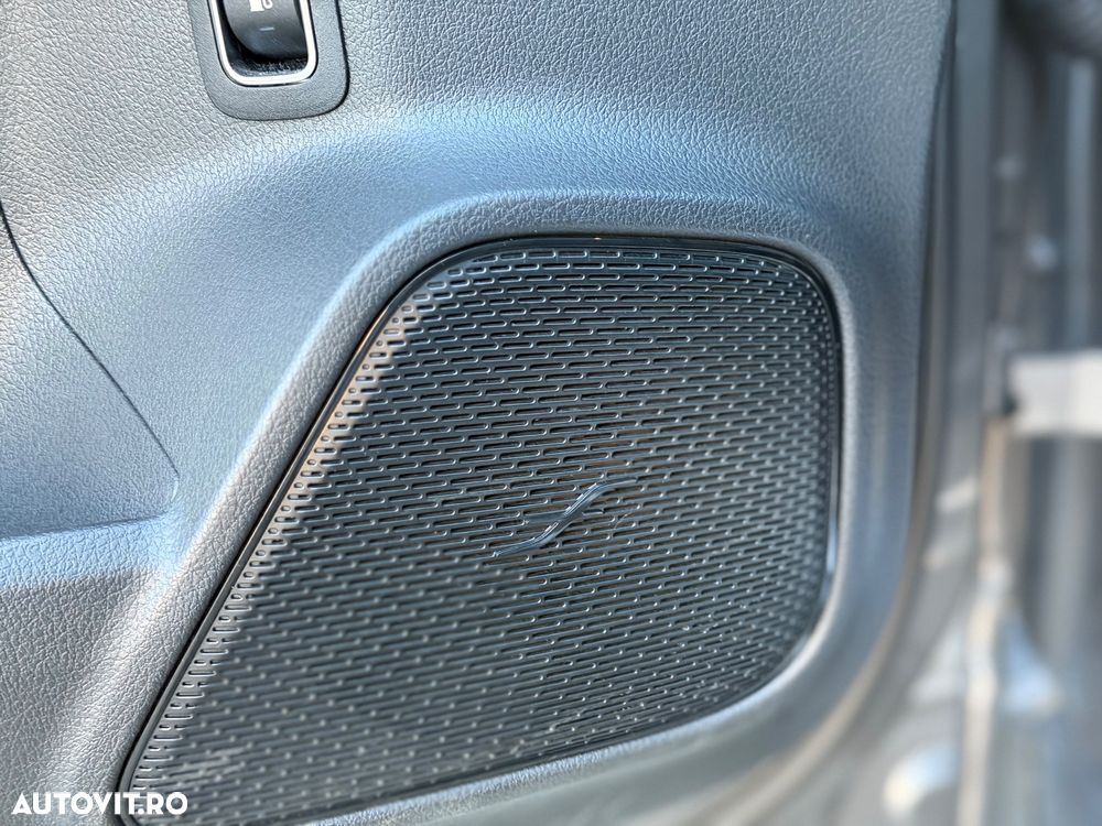 Mercedes-Benz GLA 250 e 8G-DCT Style - 22