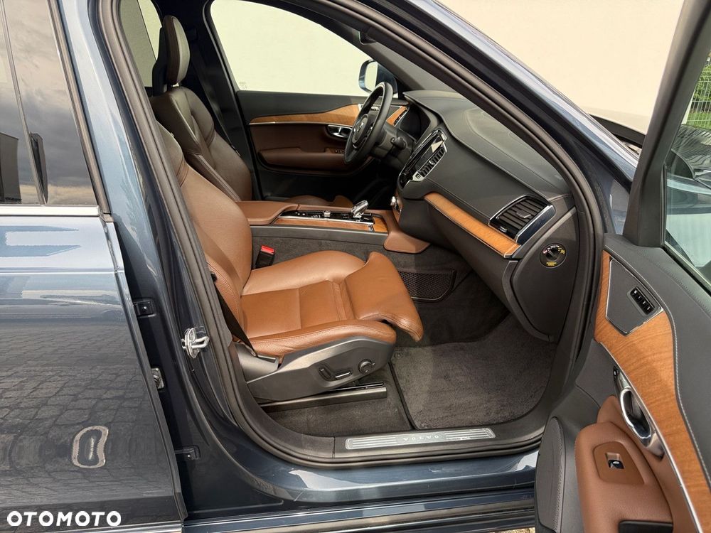 Volvo XC 90 - 27