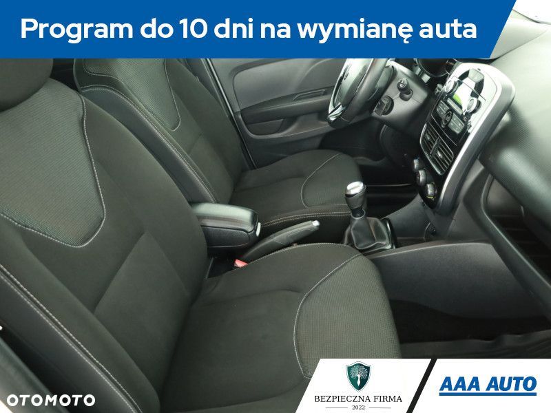 Renault Clio - 9