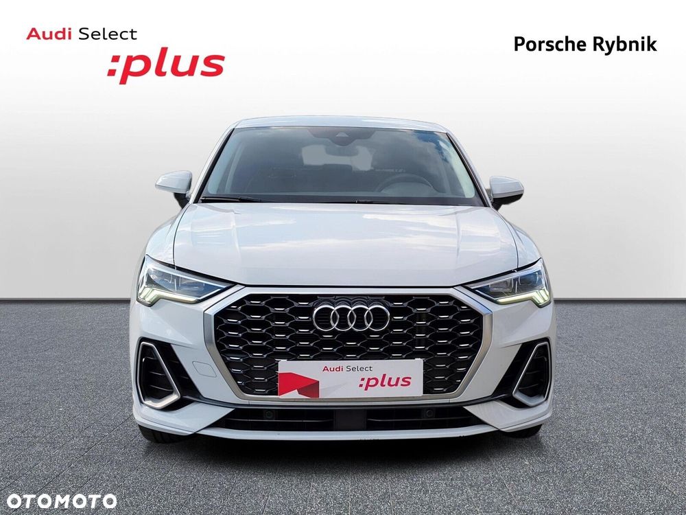 Audi Q3 Sportback - 9