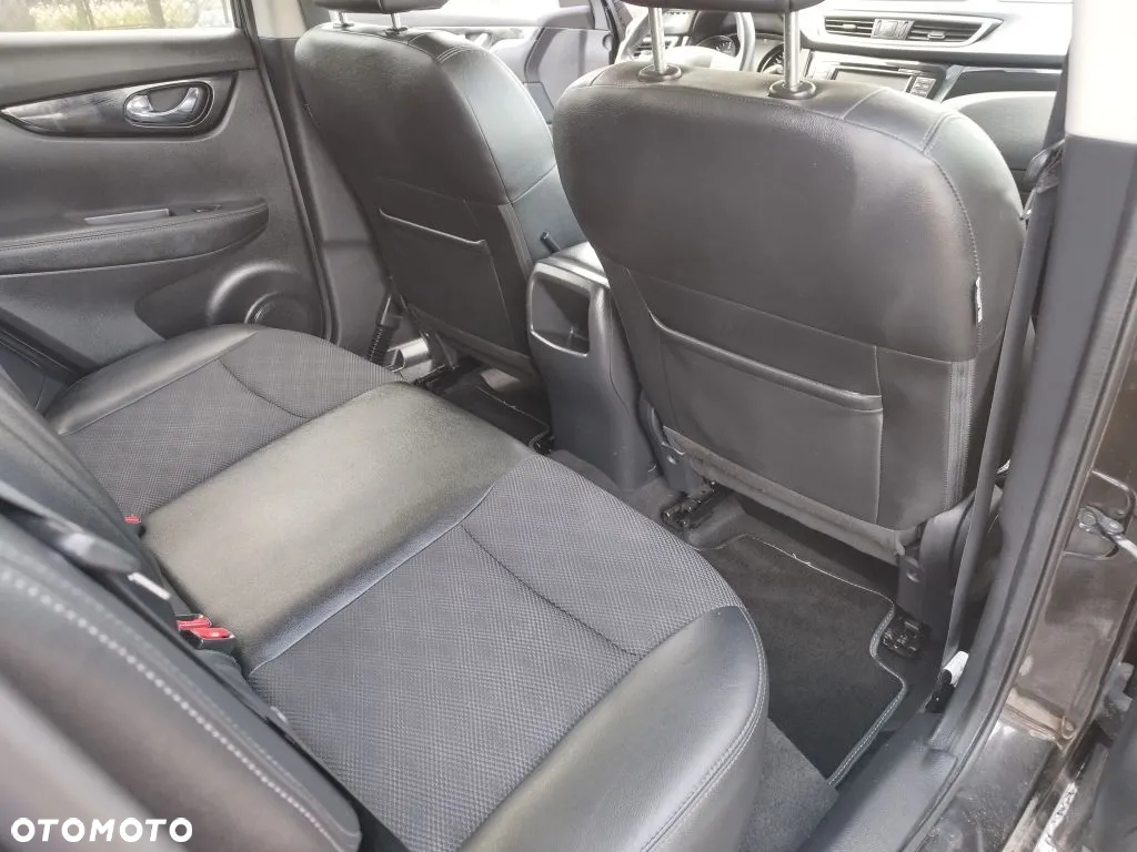 Nissan Qashqai 1.6 DCi Visia Xtronic EU6 - 12