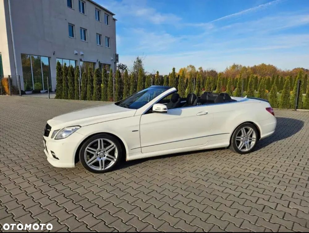 Mercedes-Benz Klasa E - 9