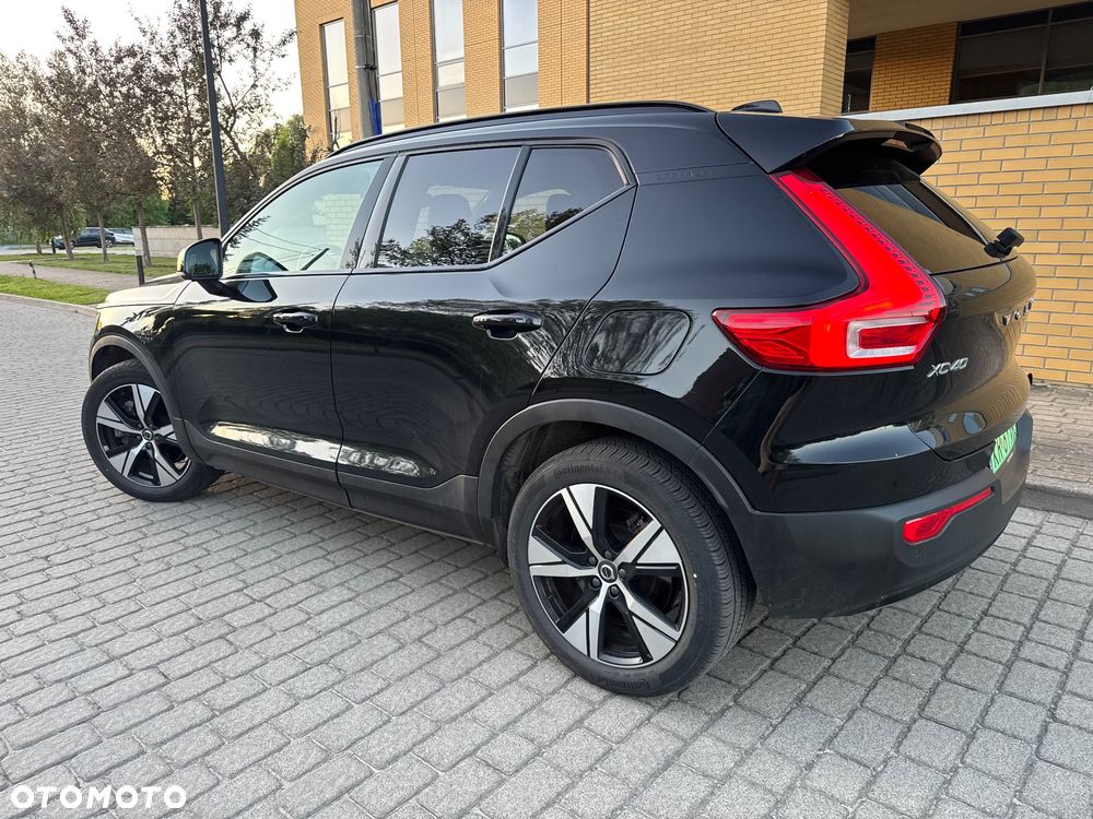 Volvo XC 40 82kWh P8 Recharge AWD Plus - 19