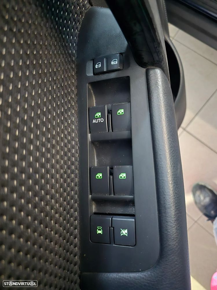 Chevrolet Captiva 2.0 VCDi Seven Extreme 7L - 19