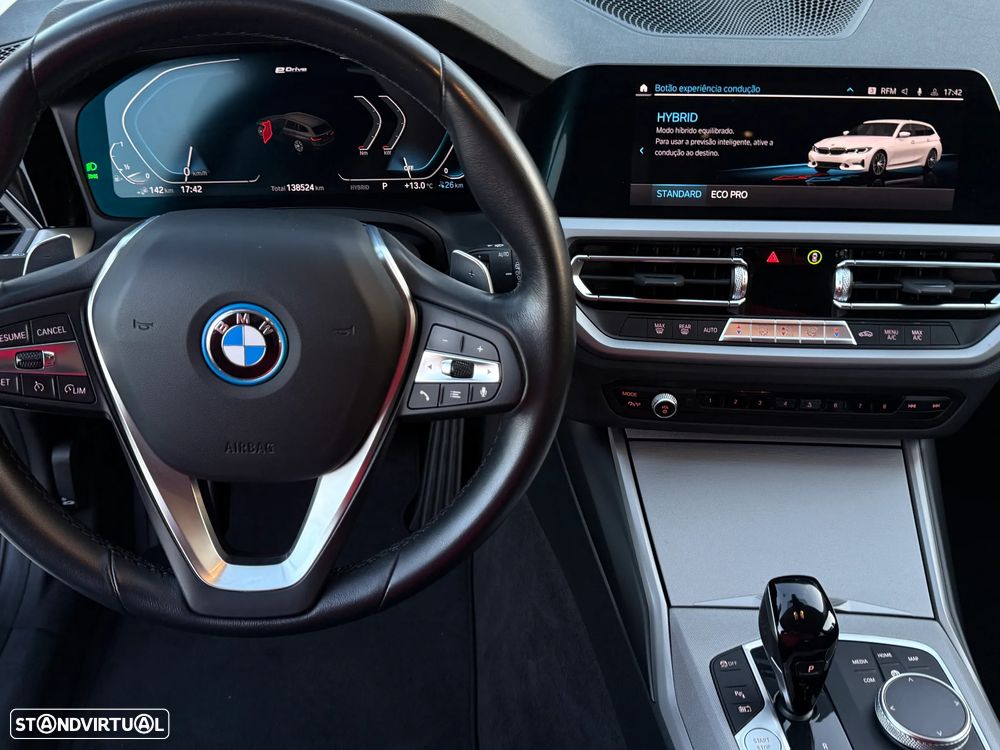 BMW 320 e Touring Line Sport Auto - 23