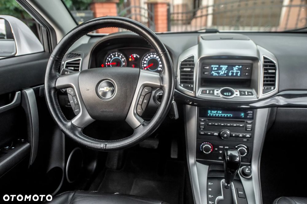 Chevrolet Captiva 2.4 AWD Automatik LT+ - 23