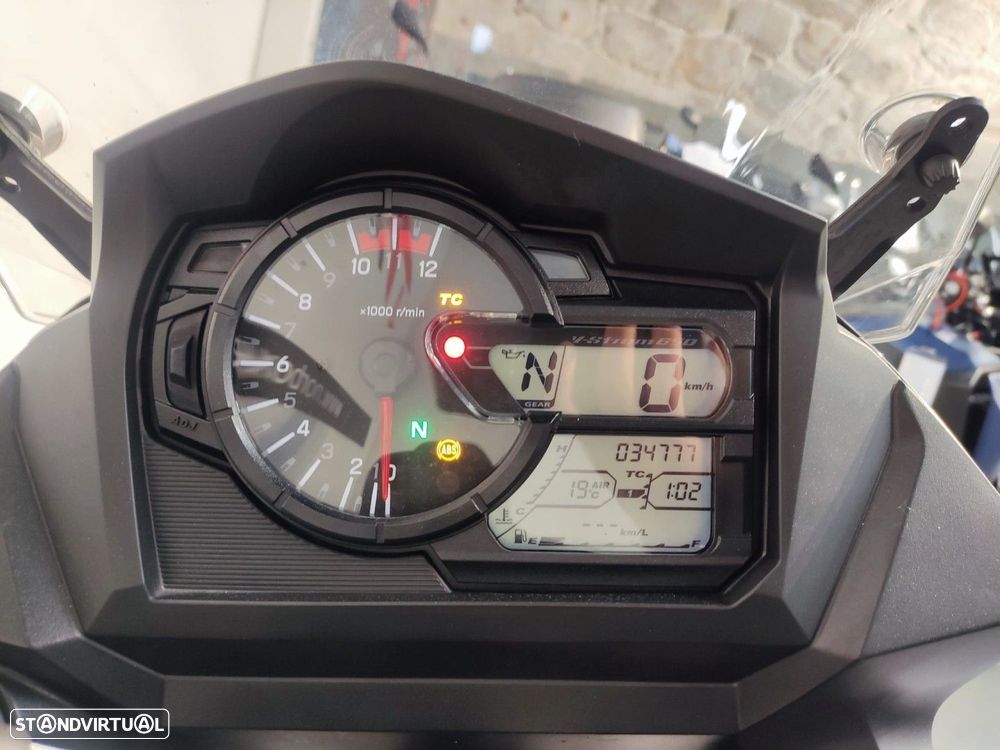 Suzuki DL V-STROM 650XT - 2