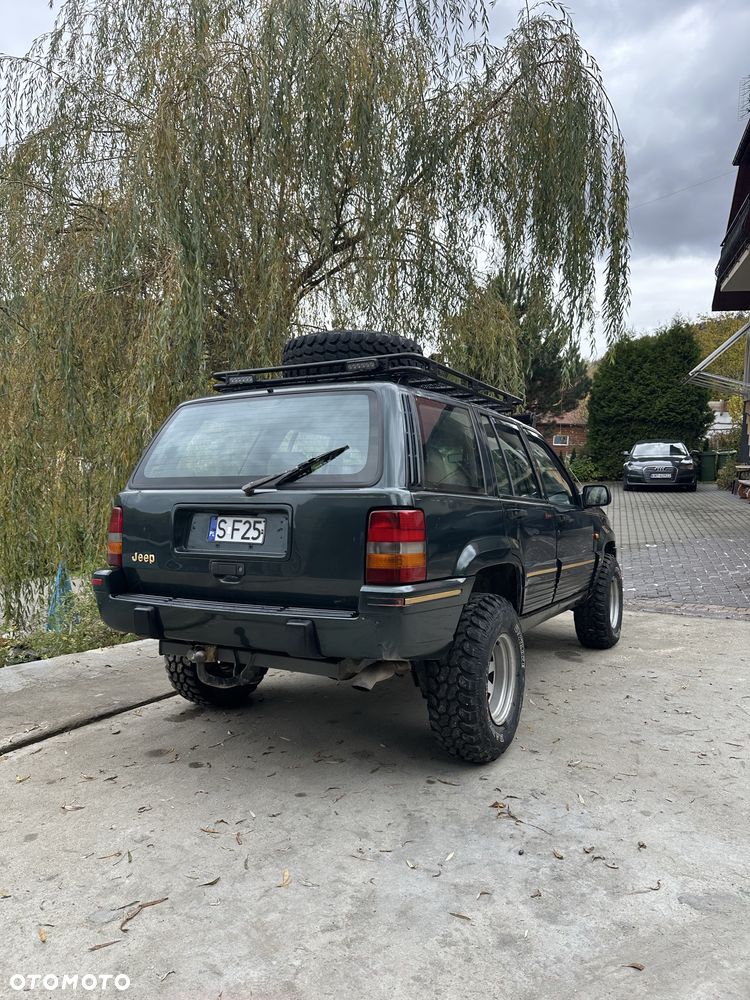 Jeep Grand Cherokee - 4