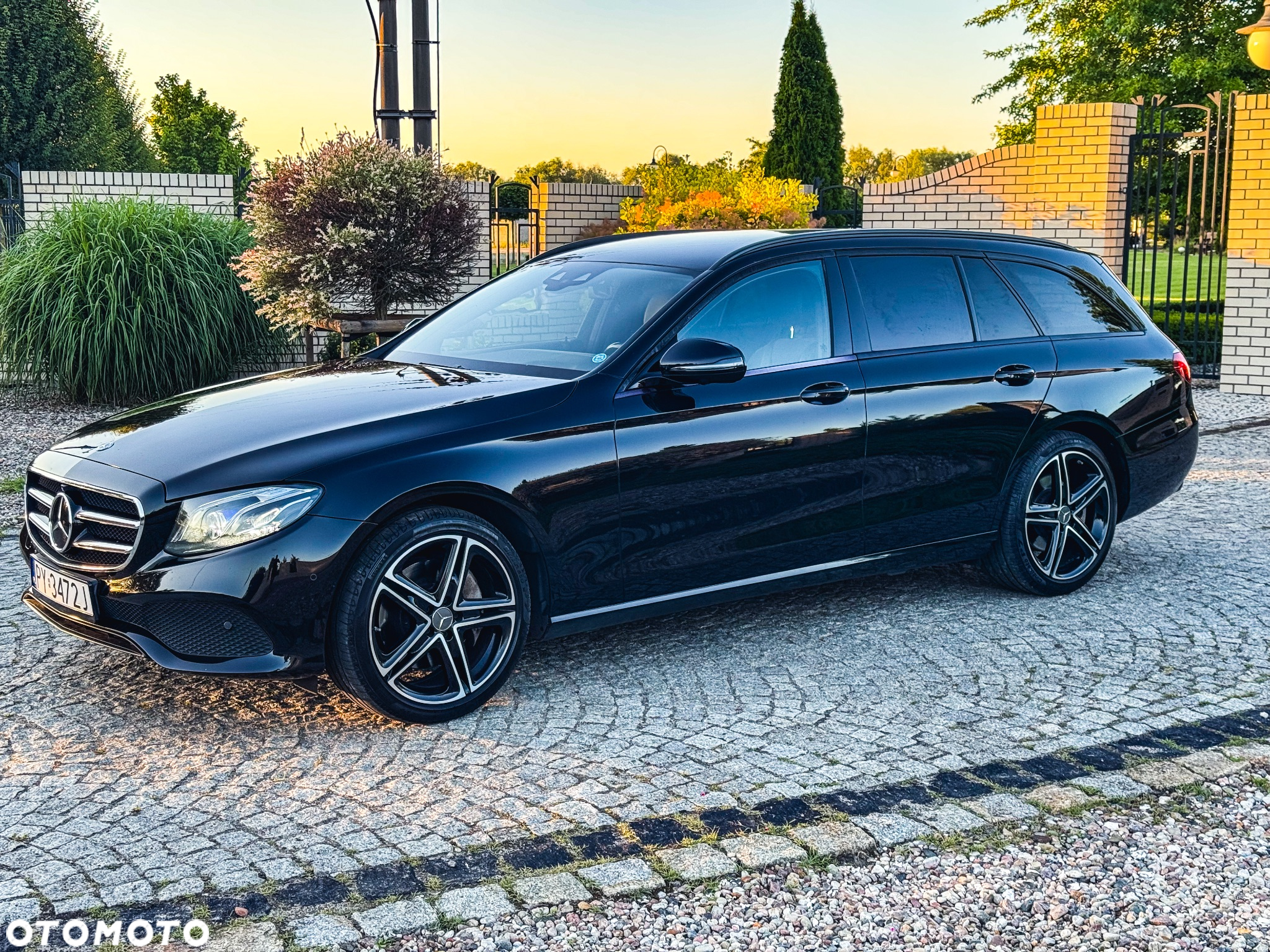 Mercedes-Benz Klasa E 350 BlueTEC 9G-TRONIC Avantgarde - 9