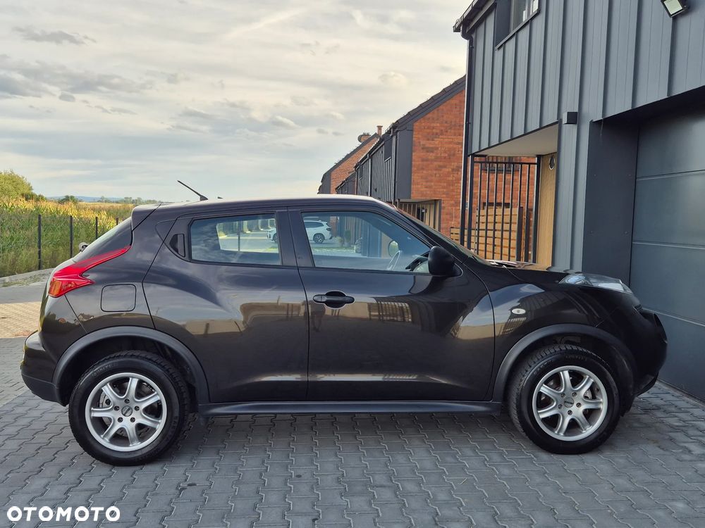 Nissan Juke 1.6 Visia - 23