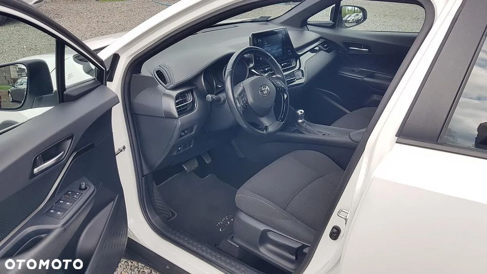 Toyota C-HR - 23