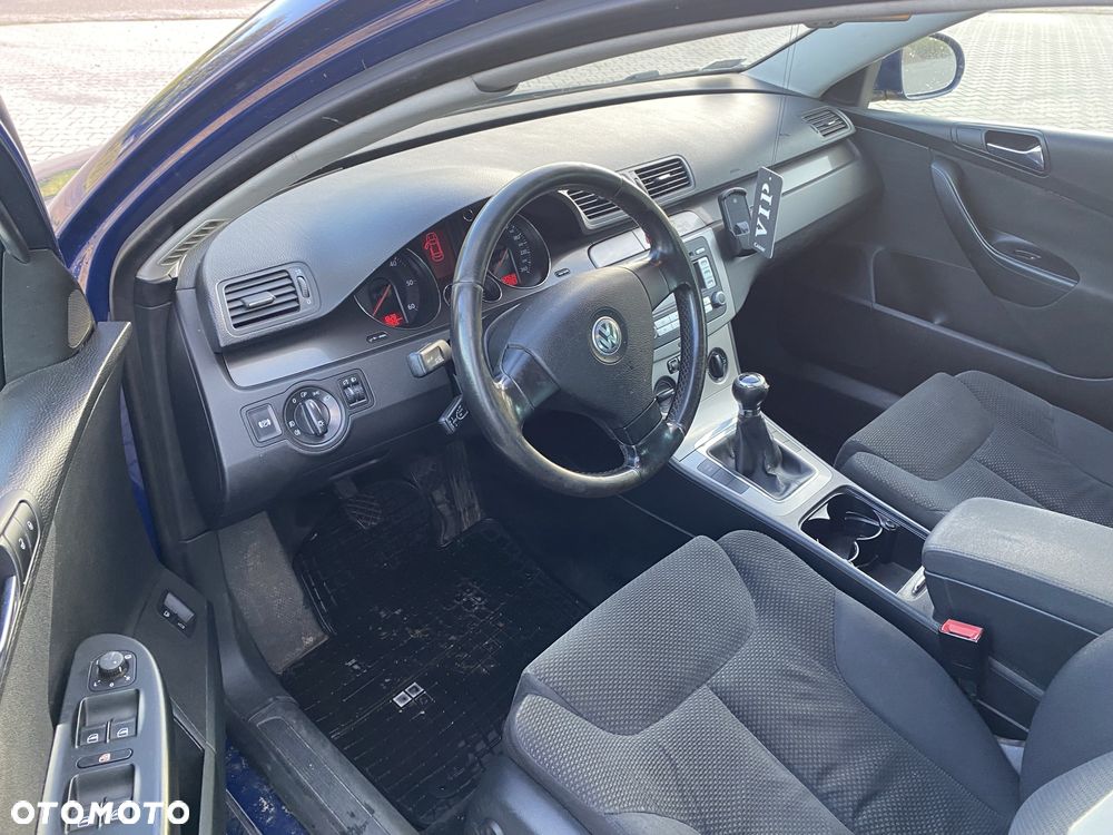 Volkswagen Passat - 7
