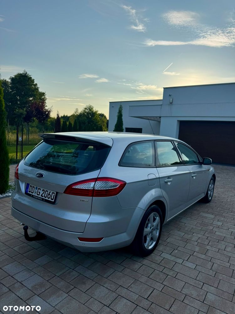 Ford Mondeo 2.0 TDCi Champions Edition - 9