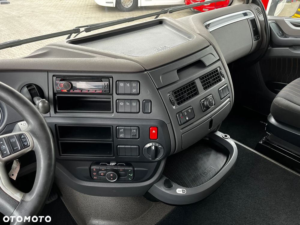 DAF XF 530 SUPERSPACECAB ORYGINALNY PRZEBIEG SERWISOWANY SPROWADZONY Z FRANCJI - 15