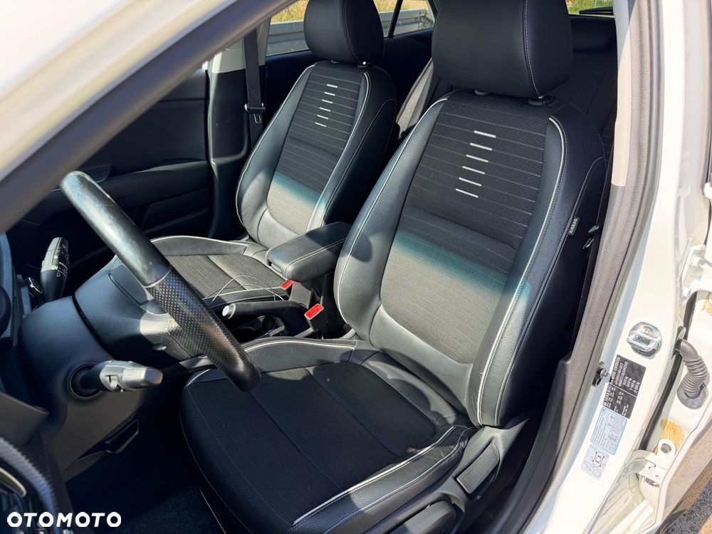 Kia Rio 1.0 T-GDI GT-Line - 8
