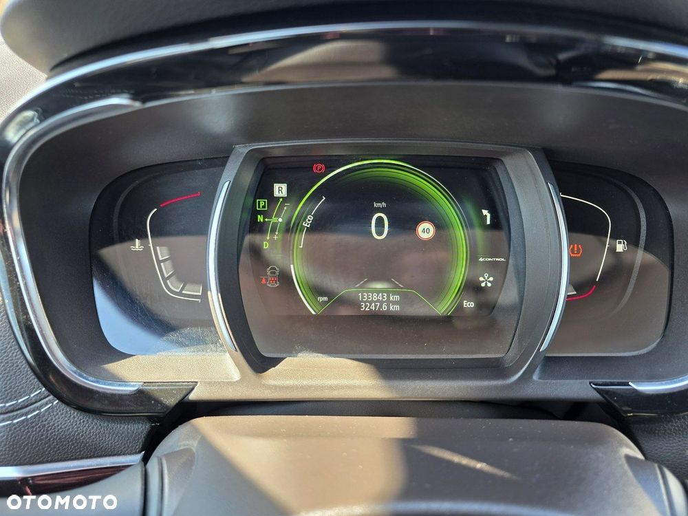 Renault Espace 1.6 dCi Energy Initiale Paris EDC 7os - 23