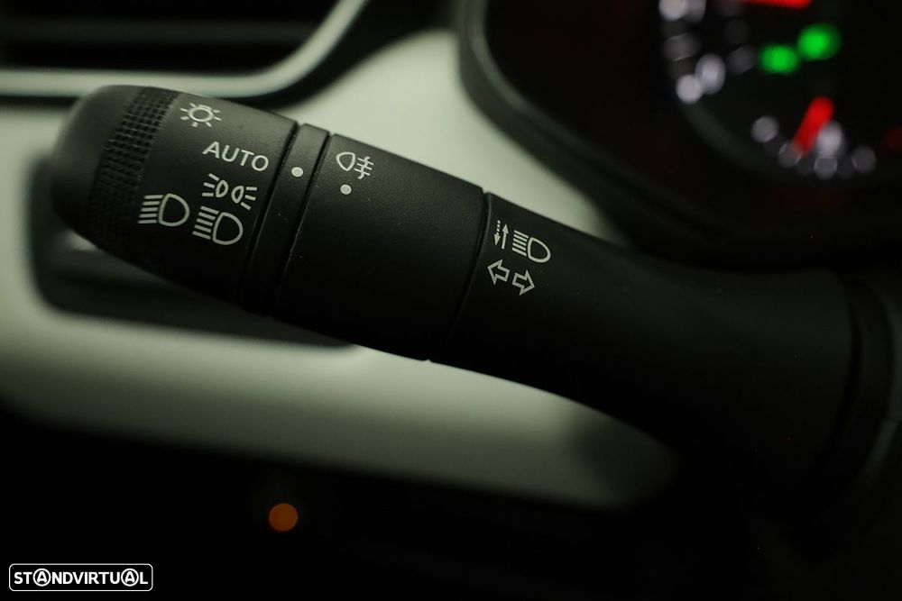 Renault Clio 1.0 TCe Evolution Bi-Fuel - 17