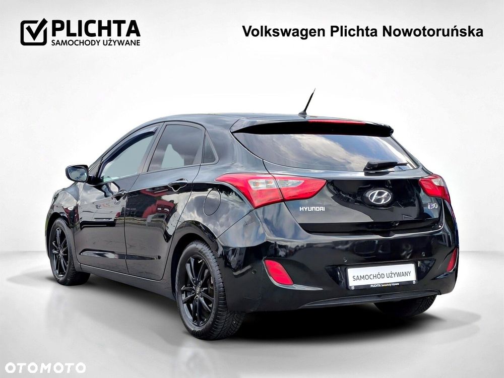 Hyundai i30 1.4 Classic + - 4