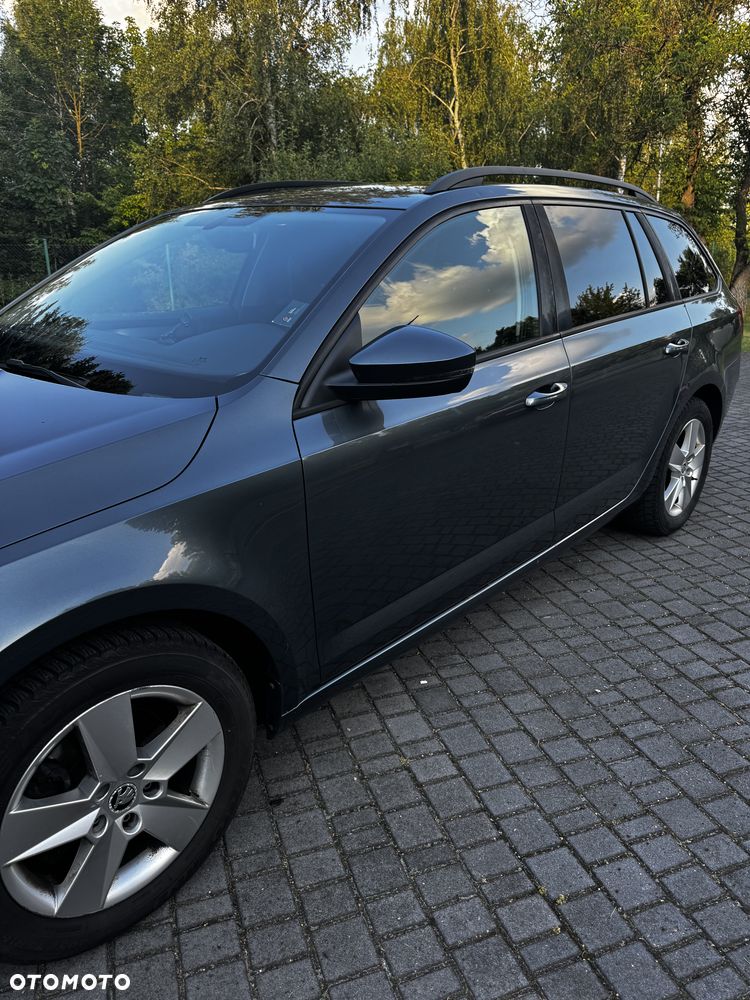 Skoda Octavia 2.0 TDI Ambition DSG - 3