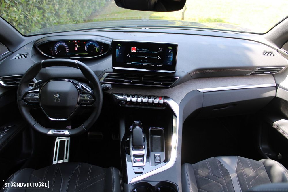 Peugeot 3008 1.6 Hybrid4 GT Pack e-EAT8 - 3