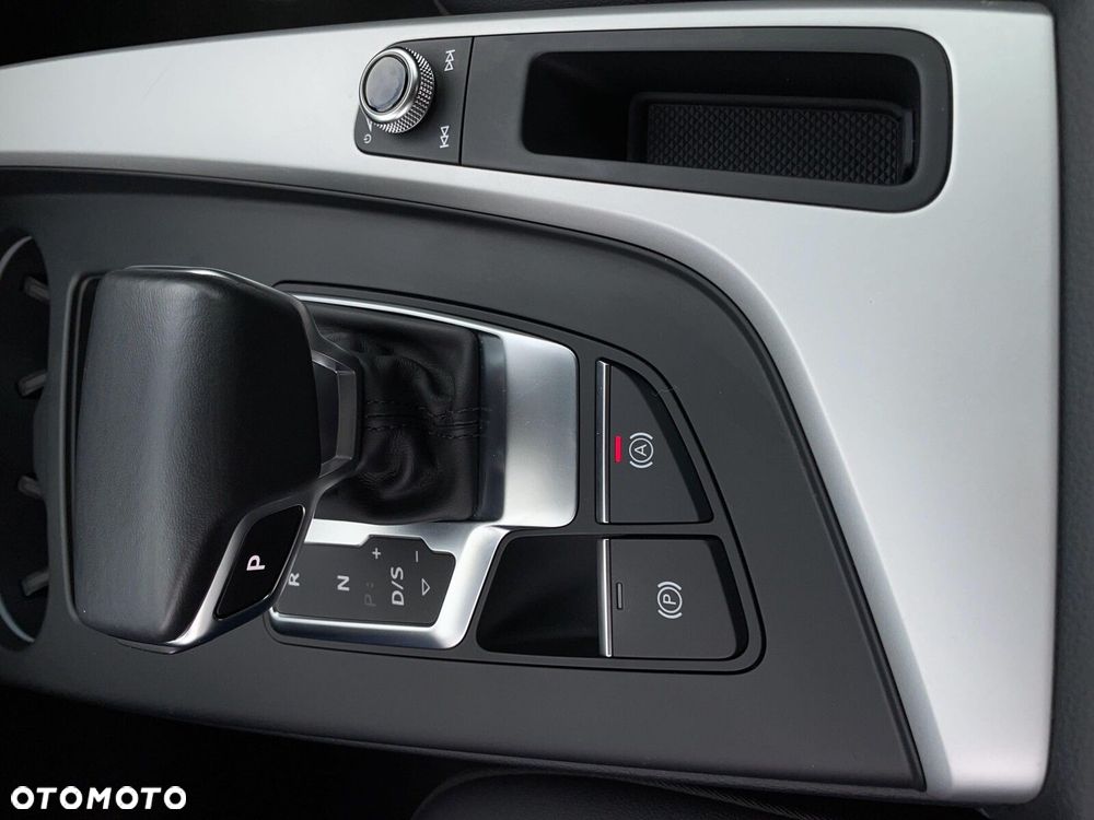 Audi A4 Limousine 35 TFSI mHEV S tronic - 27